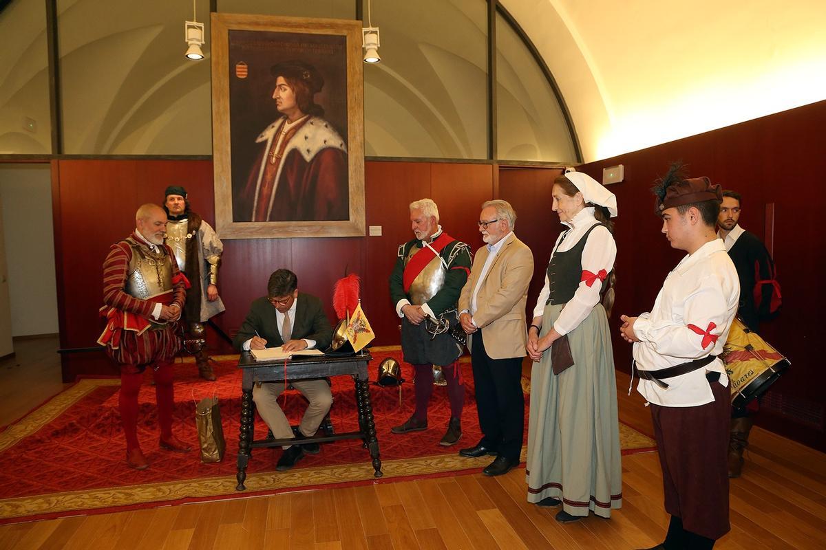 Rafael Llamas, alcalde de Montilla, inauguró el nuevo museo dedicado a El Gran Capitán.