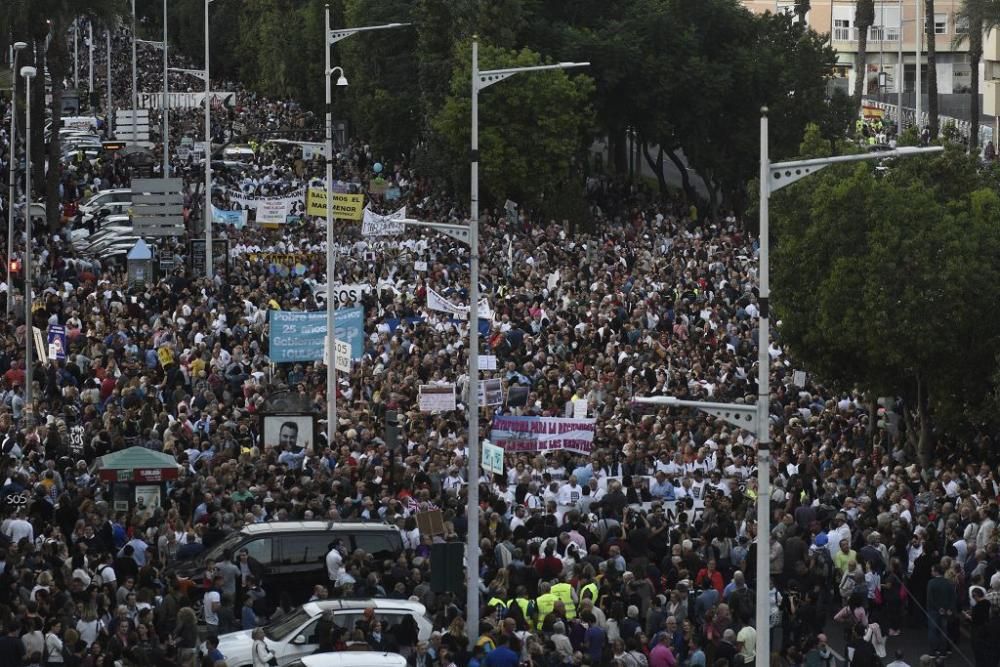 Manifestación en Cartagena: 55.000 personas claman por el Mar Menor (II)
