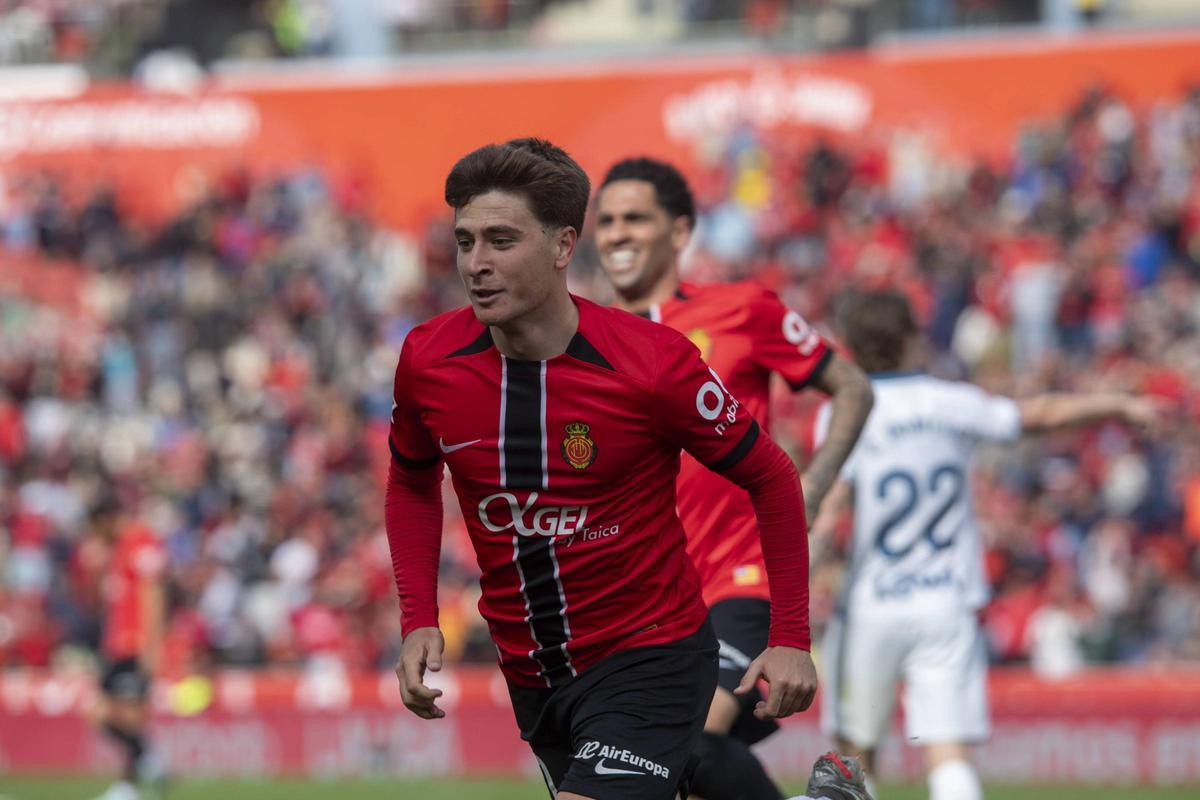 Pablo Torre celebra su gol ante el Espanyol.