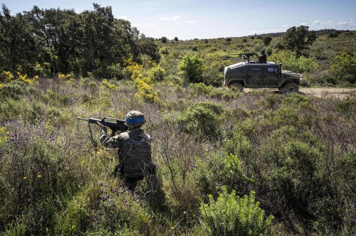 L’Exèrcit ensinistramt en tàctiques de combat l’elit de la defensa ucraïnesa a Sant Climent Sescebes, en una foto d'arxiu.
