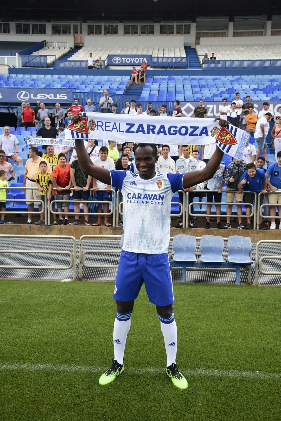 Presentación de Raphael Dwamena, nuevo fichaje del Real Zaragoza