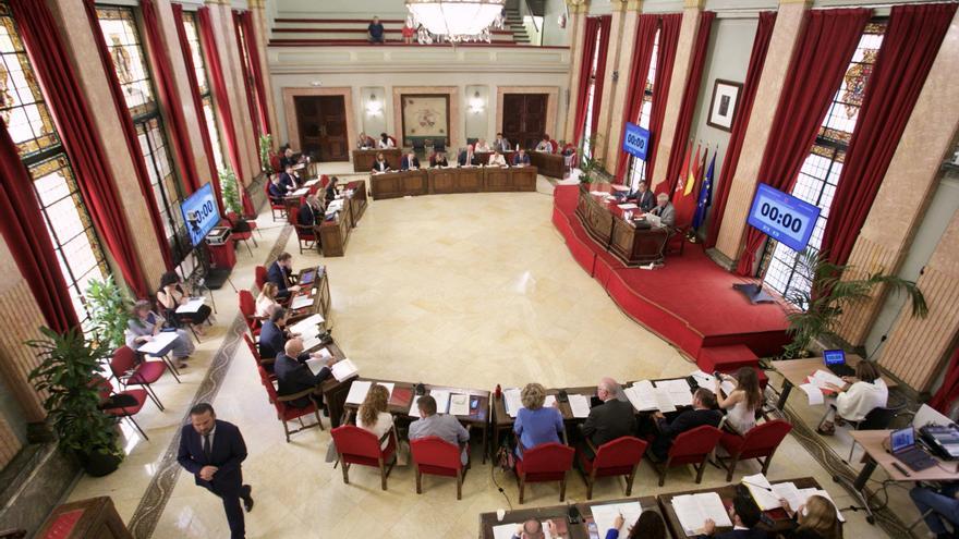 El PP saca adelante el Presupuesto de 2023 de Murcia con la oposición de PSOE y Vox