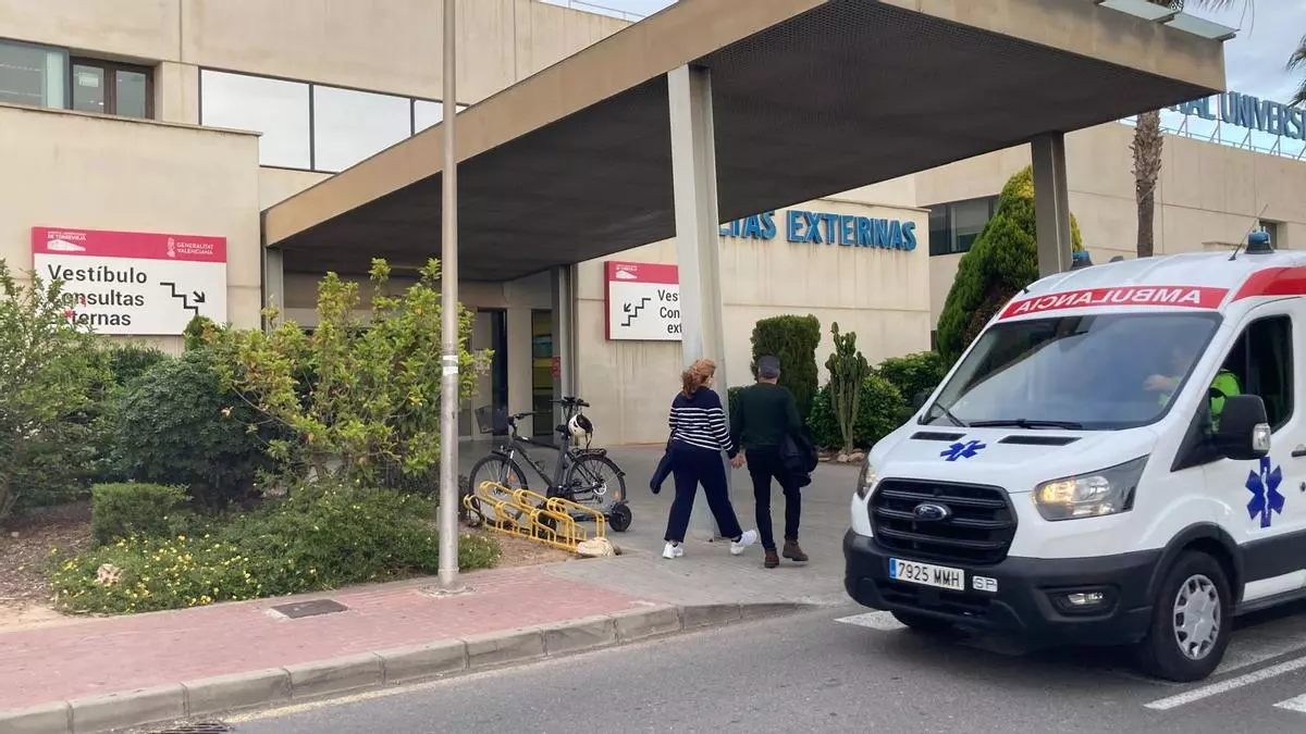 La demora de Urología y Dermatología en el departamento de Torrevieja ya supera los 240 días