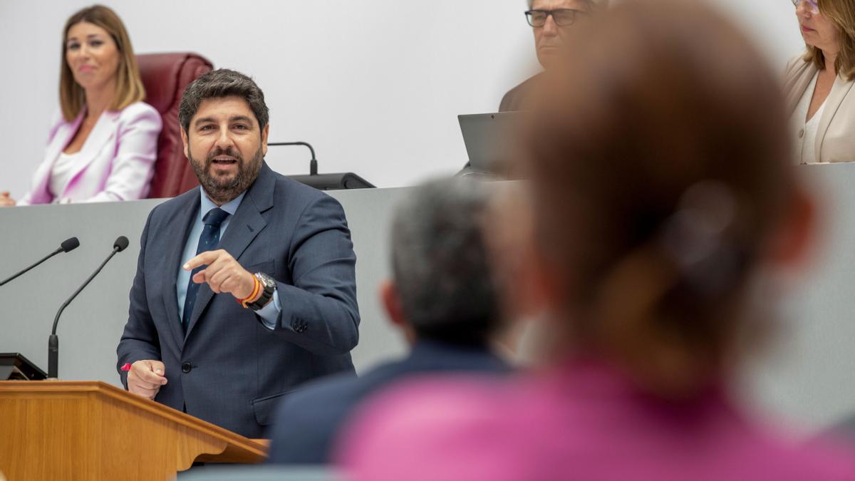 El presidente en funciones de Murcia, el popular Fernando López Miras, se enfrenta a la segunda sesión del pleno de su investidura