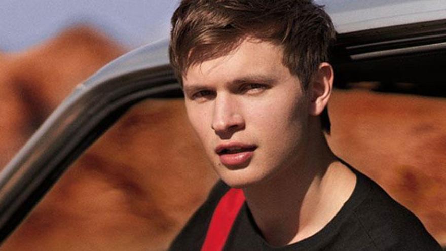 L&#039;actor Ansel Elgort.