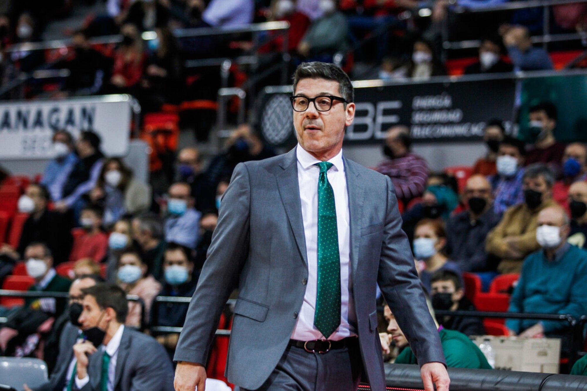 Severa derrota del Unicaja en la pista del Casademont Zaragoza