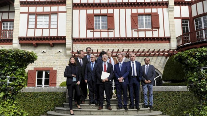 El telón de ETA cae en Cambo-Les-Bains