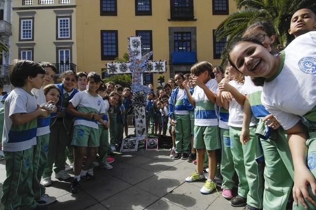 CONCURSO DE CRUCES DE MAYO