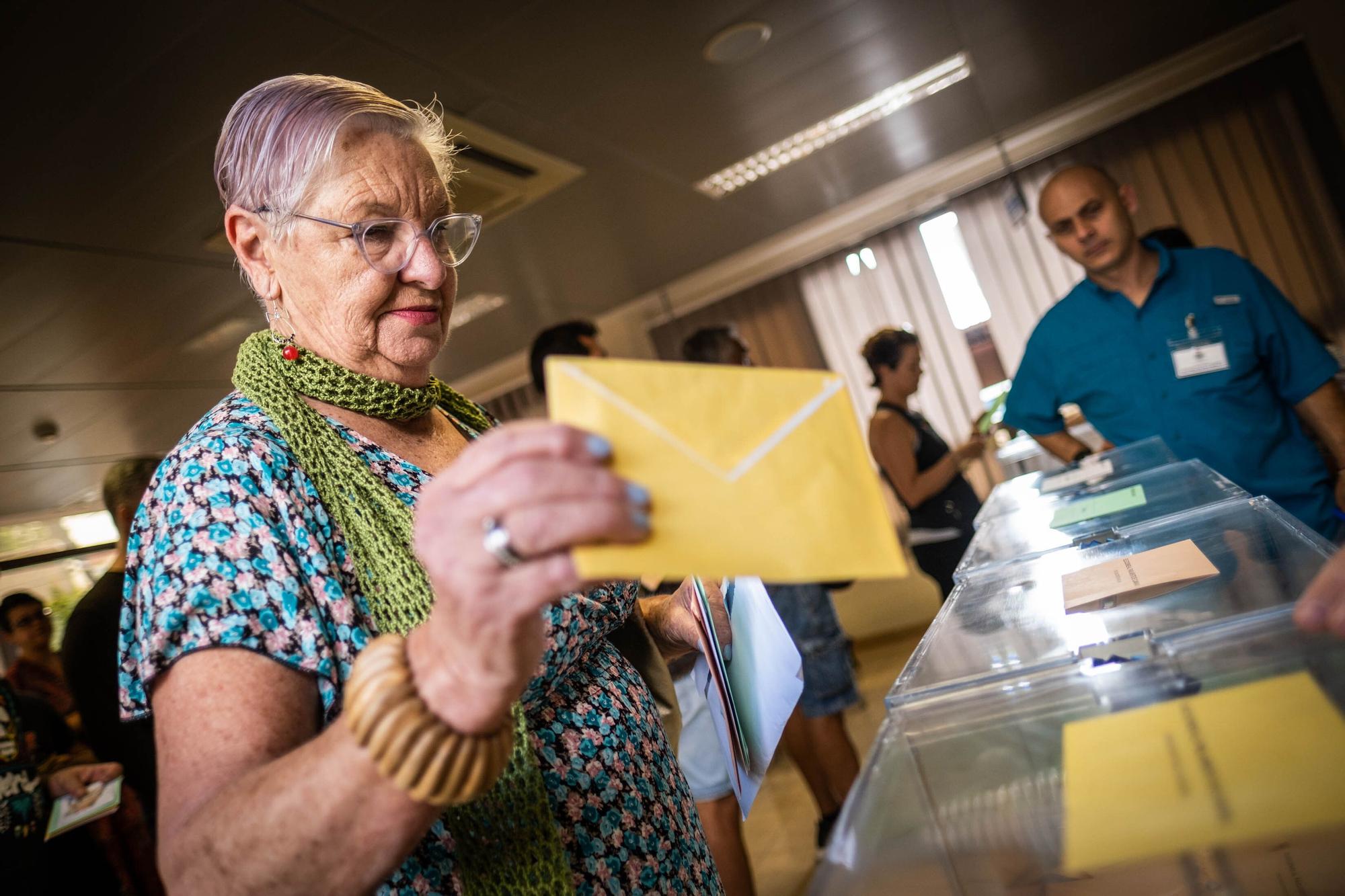 Jornada electora en Santa Cruz de Tenerife