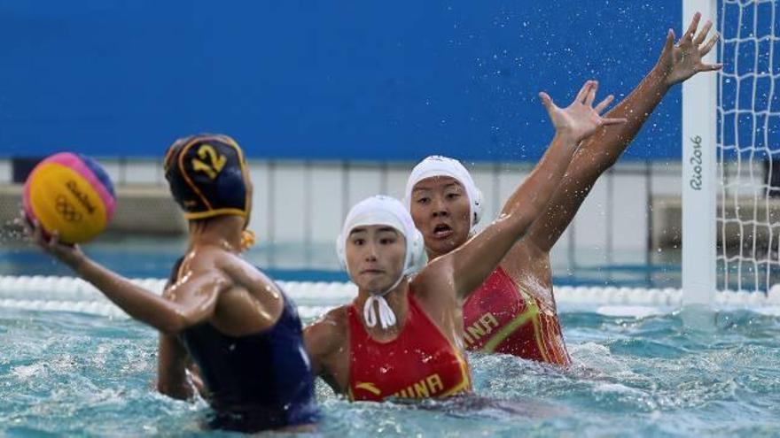 España ya piensa en los cuartos tras ganar a China