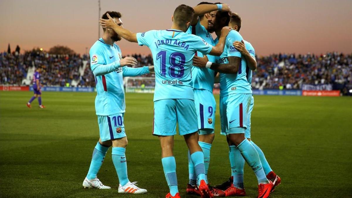 El Barcelona celebra la victoria del Leganés