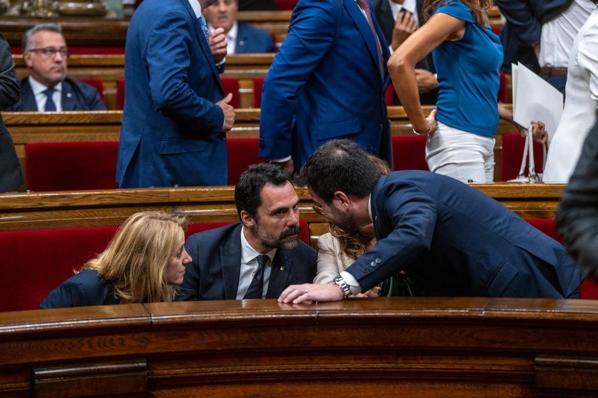 Pleno en el Parlament para la investidura de Salvador Illa