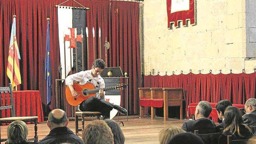 Giovanni Grano abre el festival de guitarra en el castillo de Peñíscola