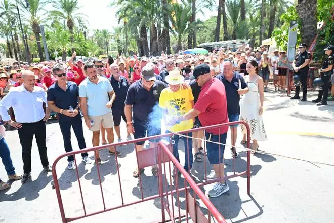 La mascletà de la pirotecnia Tamarit en las Fiestas de Elche, en imágenes