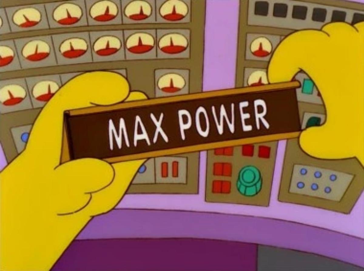 Homer Simpson como Max Power