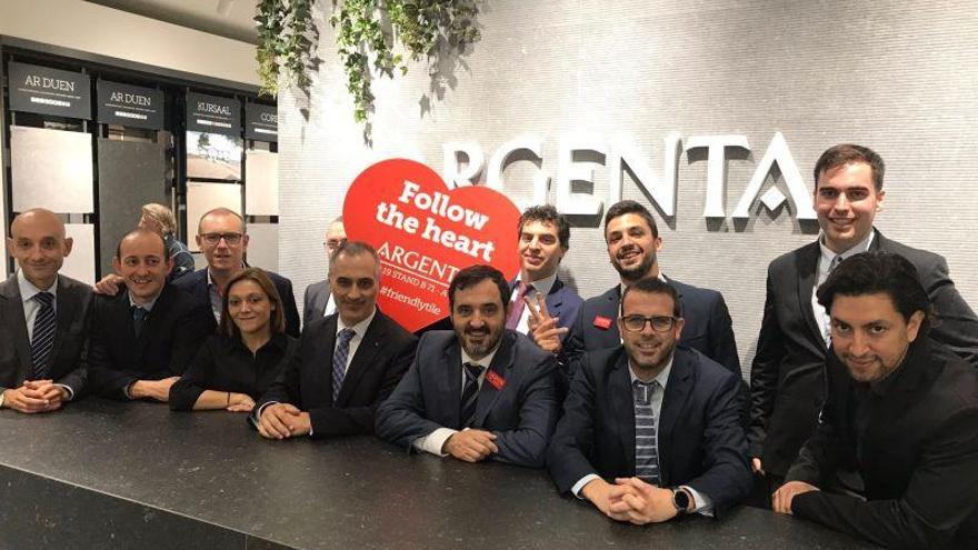 Argenta seduce a los profesionales con su oferta decorativa integral