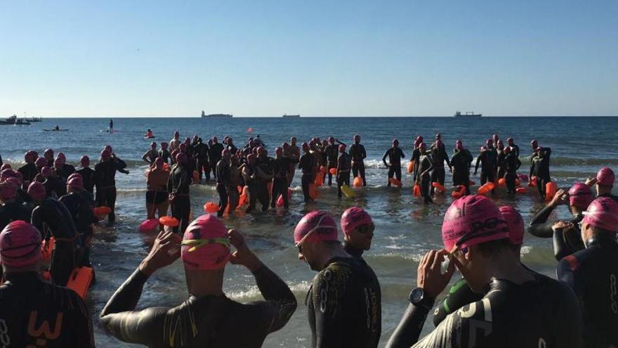 La travesía de Santa Faz congregó a 350 nadadores de toda España