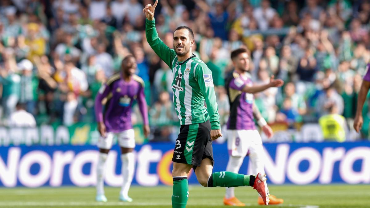 El Betis 'recupera' a Juanmi de Arabia Sudí para cederlo al Cádiz