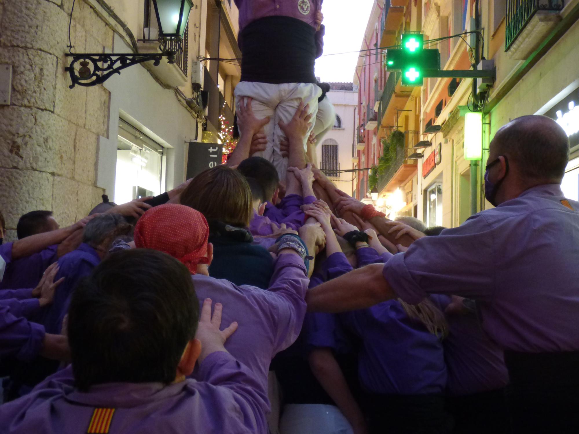 La Colla Castellera de Figueres torna a la plaça de l’Ajuntament després d’un any i mig