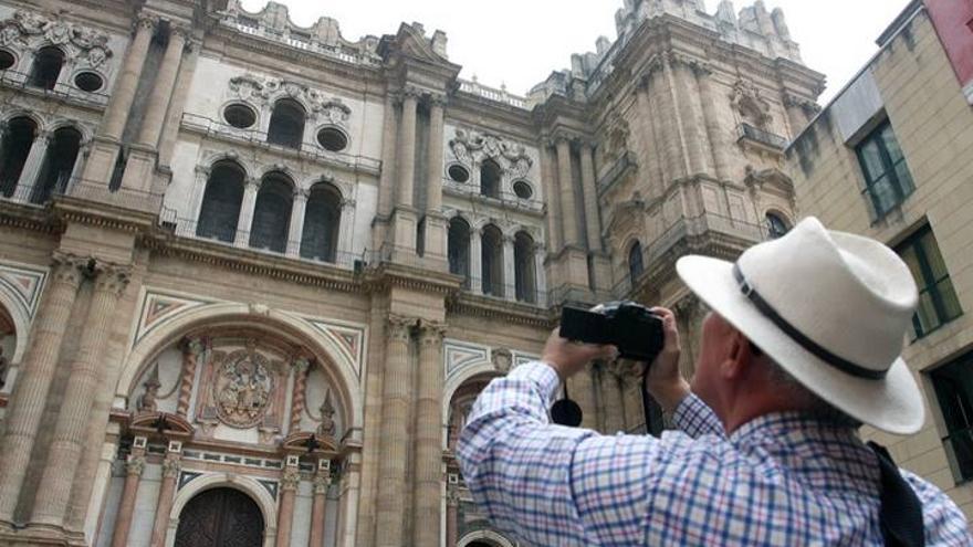 Málaga capital se llena de turistas en Semana Santa