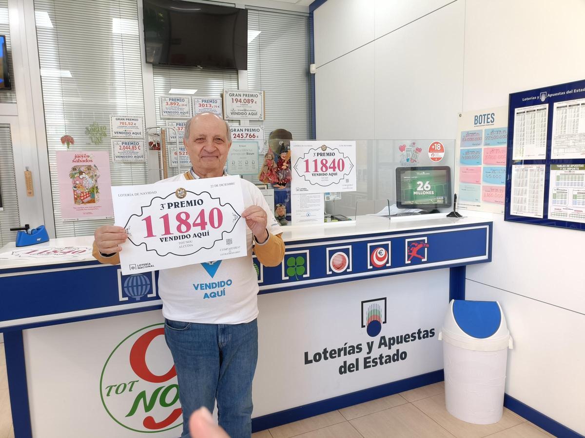 Pedro Vives Massanet, ha vendido dos décimos del tercer premio.
