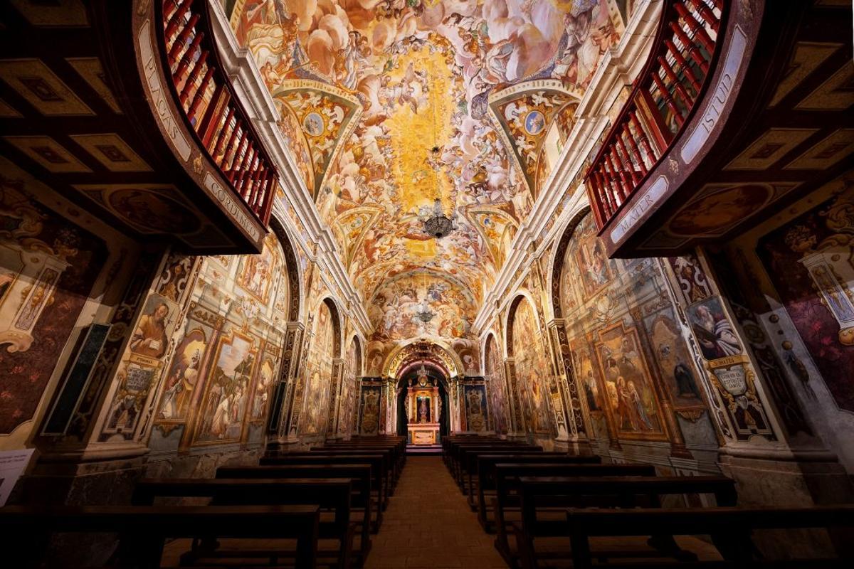 En Catí, el visitante puede contemplar un pueblo medieval con un estilo único, con infinidad de rincones por descubrir y un rico patrimonio histórico.