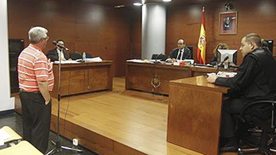 La Audiencia confirma la condena de 8 años y 7 meses de inhabilitación al alcalde de Ceclavín