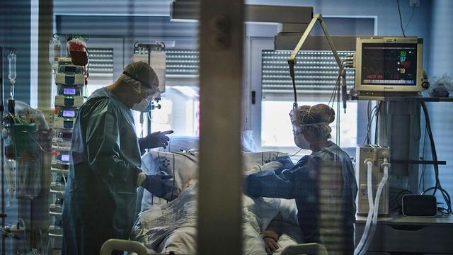El hospital La Candelaria durante el confinamiento del pasado año. | | ANDRÉS GUTIÉRREZ