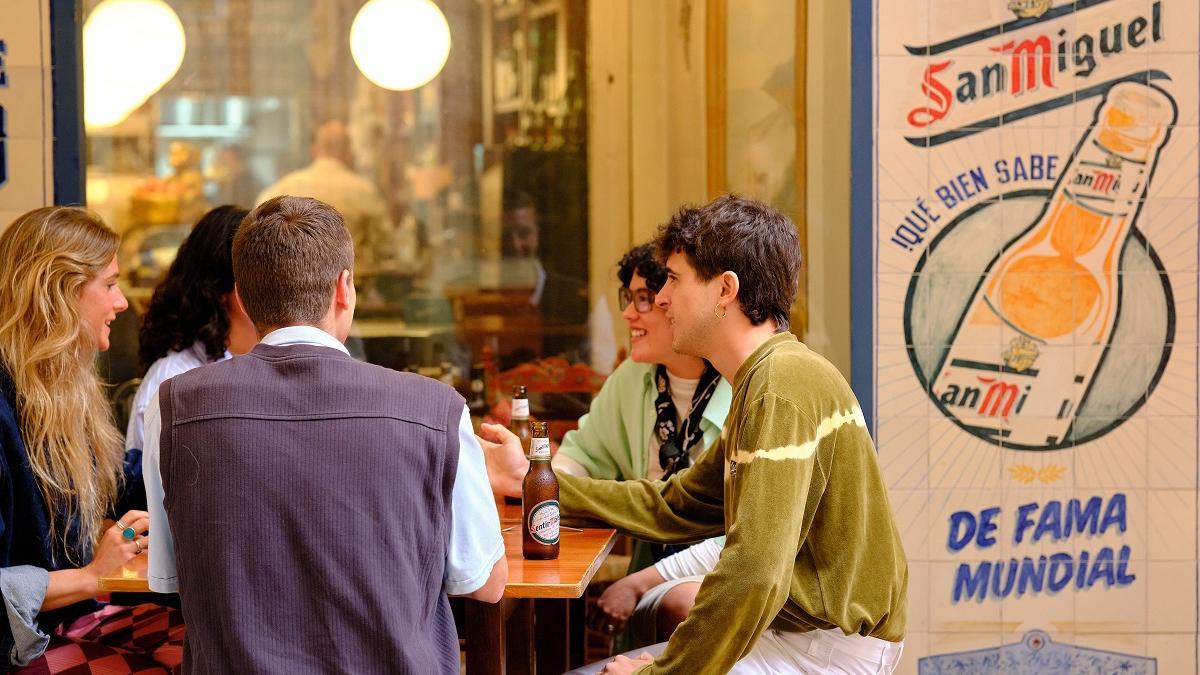 Una imagen de la campaña de San Miguel con Málaga de protagonista.