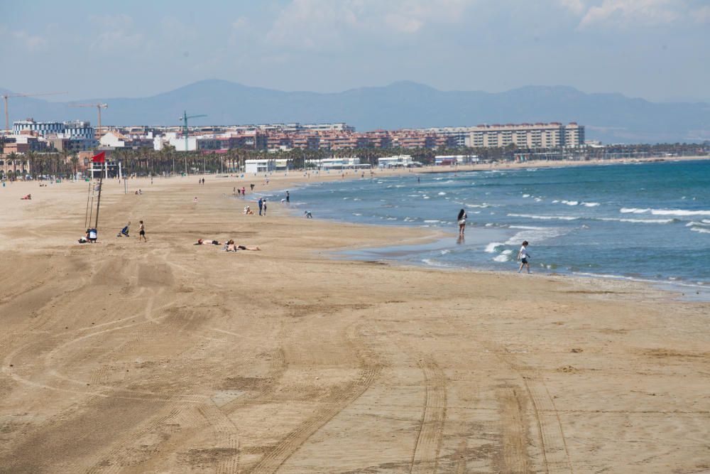 Restaurantes de la playa y Marina Beach en fase 1