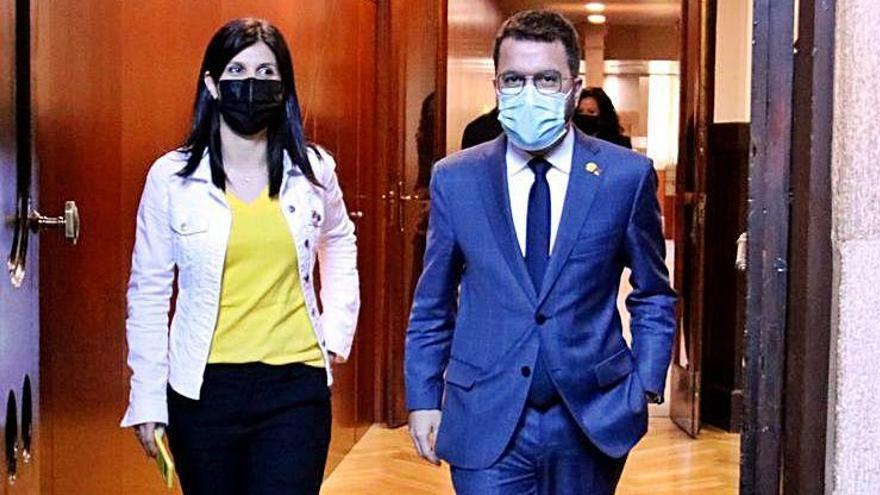 Marta Vilalta i Pere Aragonès ahir al Parlament