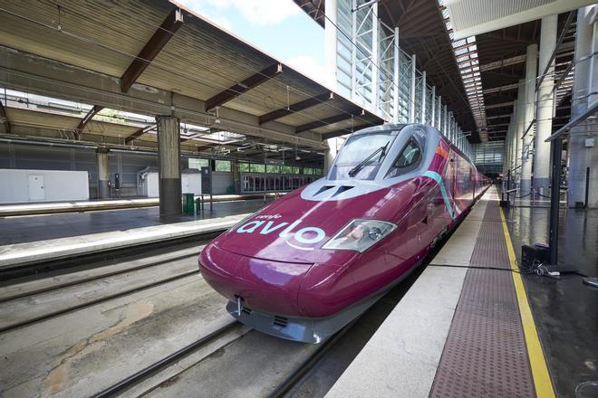 Archivo - Presentación del nuevo servicio ferroviario de Renfe AVLO.