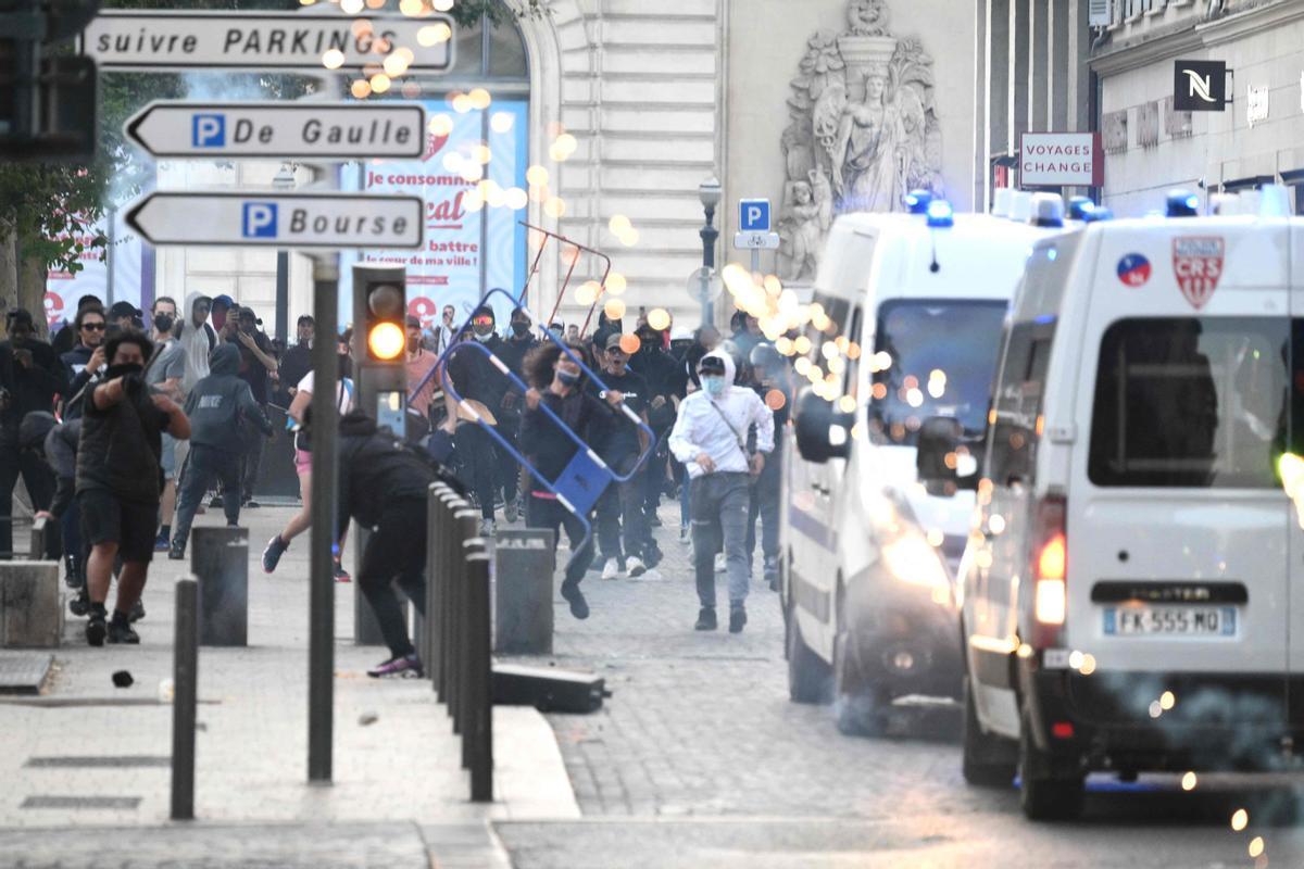 Los disturbios se extienden por Francia en la cuarta noche de protestas