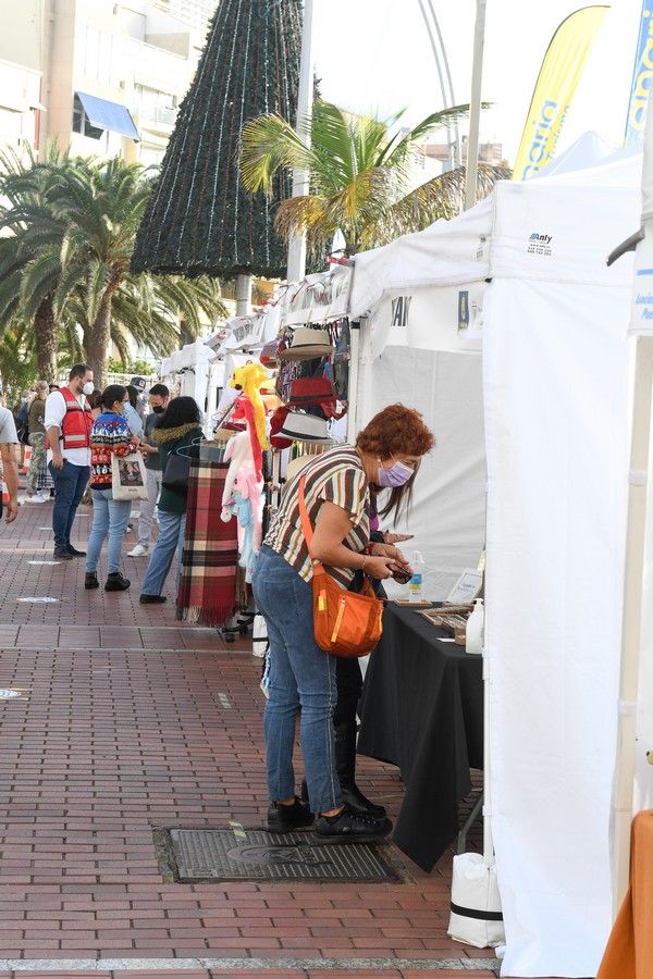 Feria comercial 'Un invierno al Solajero' en la Plaza Saulo Torón