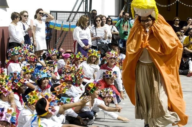 FIESTA DIA DE CANARIAS EN EL COLEGIO AGUADULCE