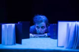 La compañía teatral La Inasible indaga en los límites del lenguaje con su nueva obra, 'Al vacío'
