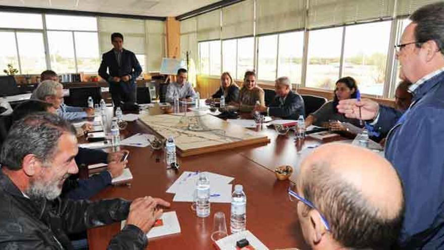 Un momento del consejo de administración del Centro de Transportes antes de renovarse su composición.