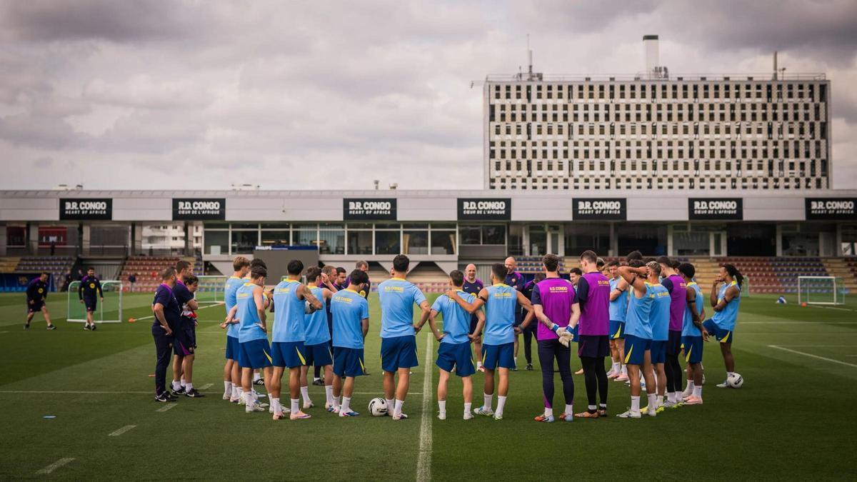 Lamine Yamal, única ausencia en el entrenamiento del Barcelona antes del clásico