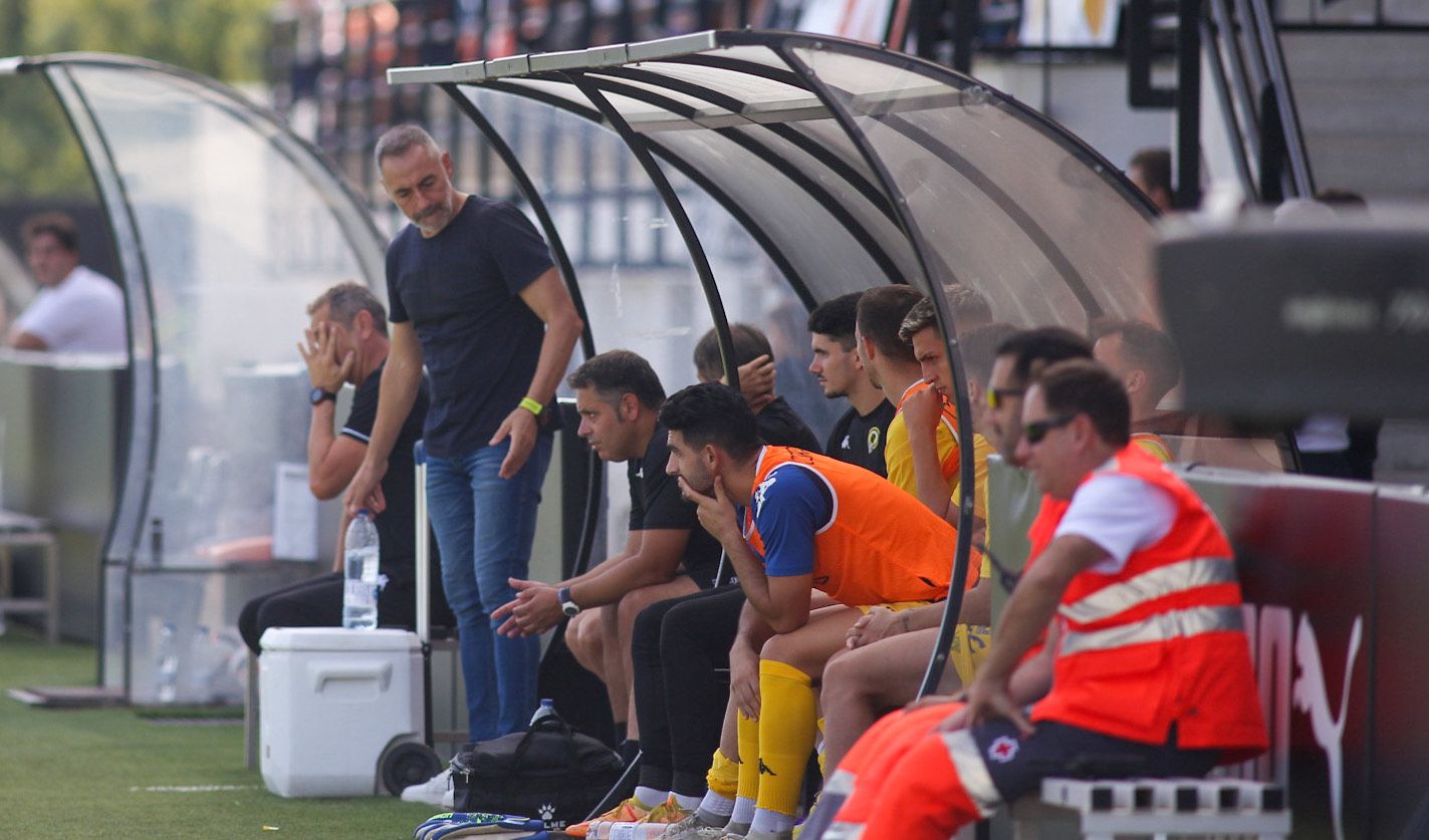 Derrota del Hércules en Paterna frente al Mestalla (3-1)