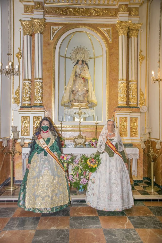 Así fue la ofrenda de las Falleras Mayores de Morvedre.