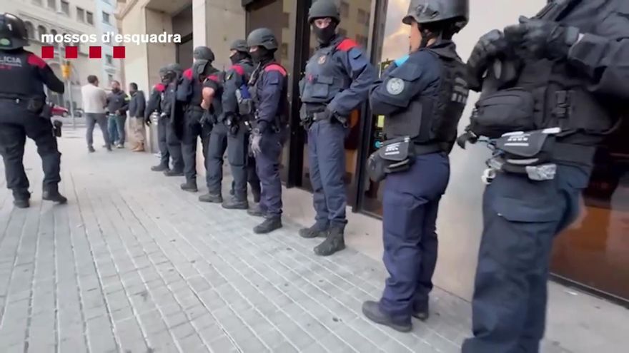 Detenido un estafador que alquilaba y vendía pisos ocupados que no eran suyos a inmigrantes