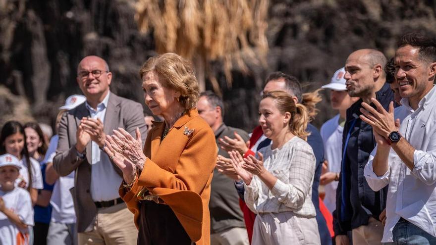 La Reina Sofía valora el trabajo de recuperación y cuidado medioambiental de Tenerife