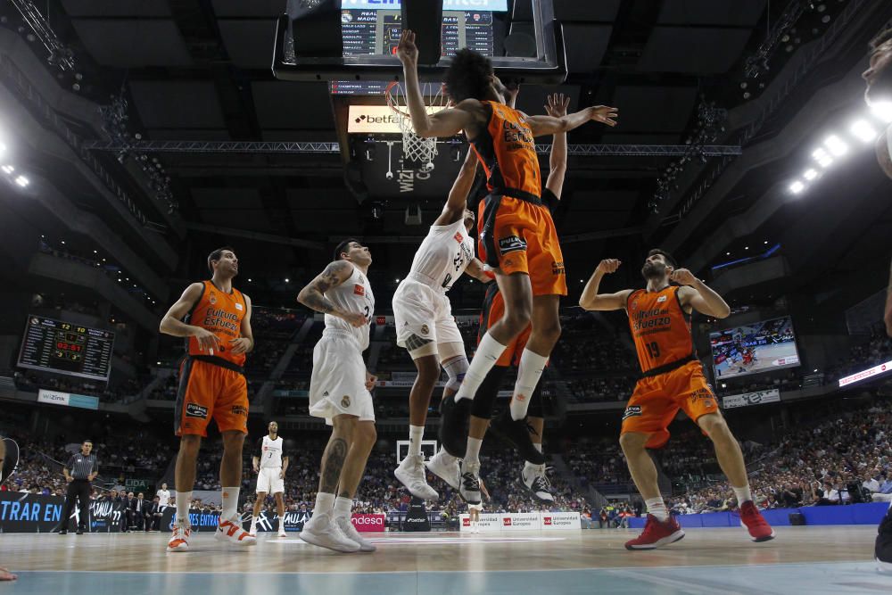 Segundo partido playoffs Real Madrid-Valencia Bask