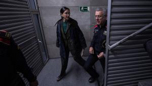 Parlon y el comisario Esquius en la comisaría de Sant Andreu