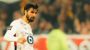 André Gomes regresó al Lille este verano