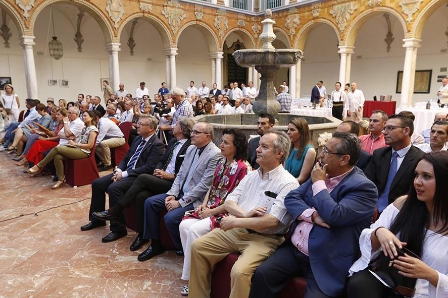 Los ganadores de los premios Mezquita a los mejores vinos de España.