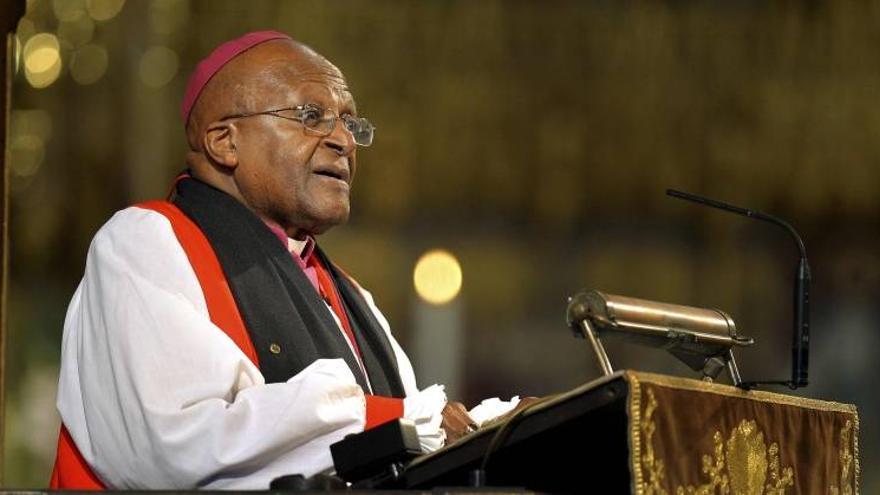 Desmond Tutu pide a ETA y al Gobierno crear un clima de confianza para la &quot;reconciliación&quot;