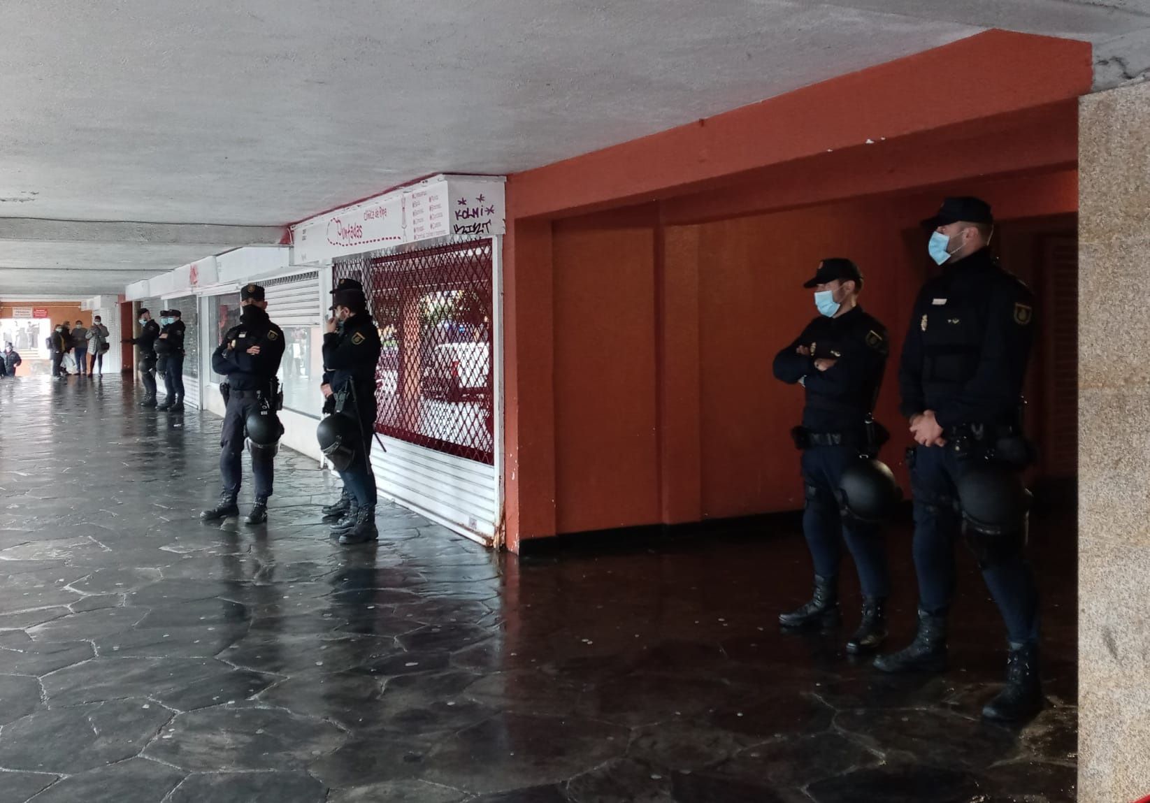 Macrooperación policial antidroga en Travesía de Vigo