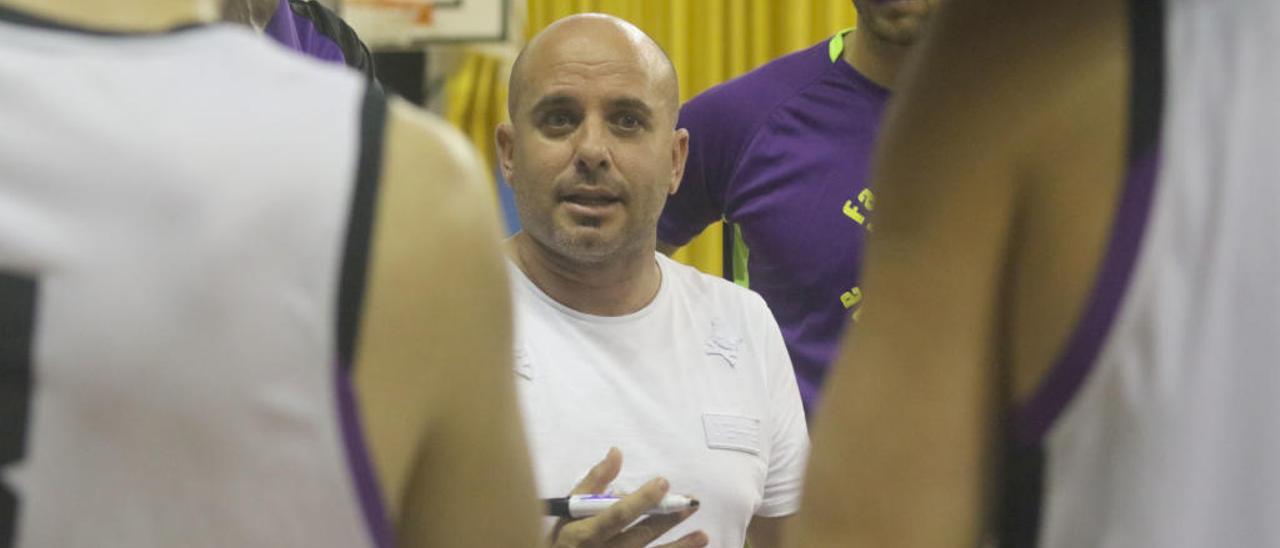 &quot;Gandia llena el pabellón, respira y vive baloncesto y eso sí es un éxito&quot;