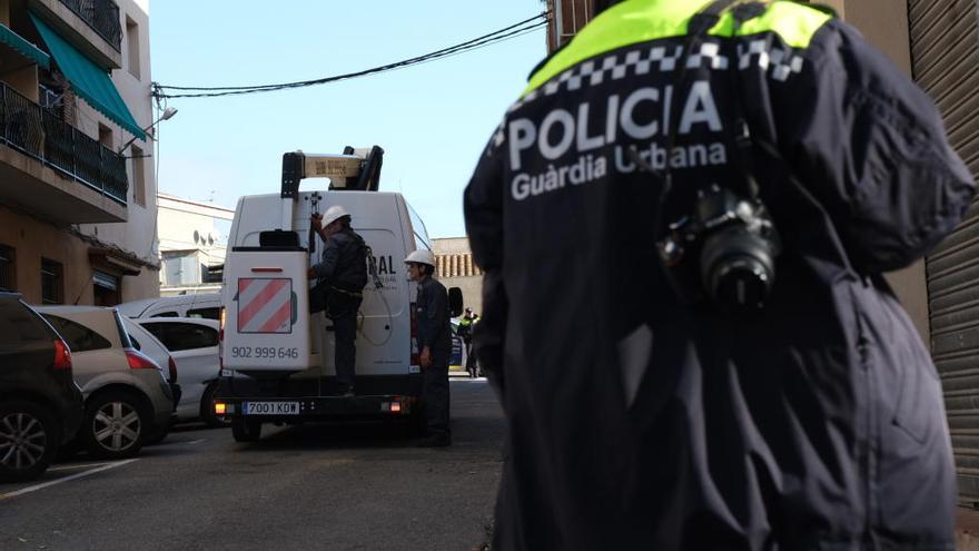 Un ampli desplegament policial destapa, en un matí, 20 fraus elèctrics a Figueres